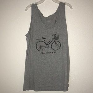 Grey tank top